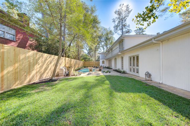 50 Saddlebrook Lane, Houston, TX 77024