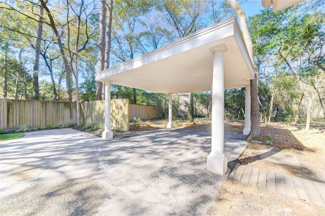 50 Saddlebrook Lane, Houston, TX 77024