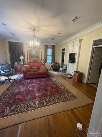 1904 E Larua St, Pensacola, FL 32501