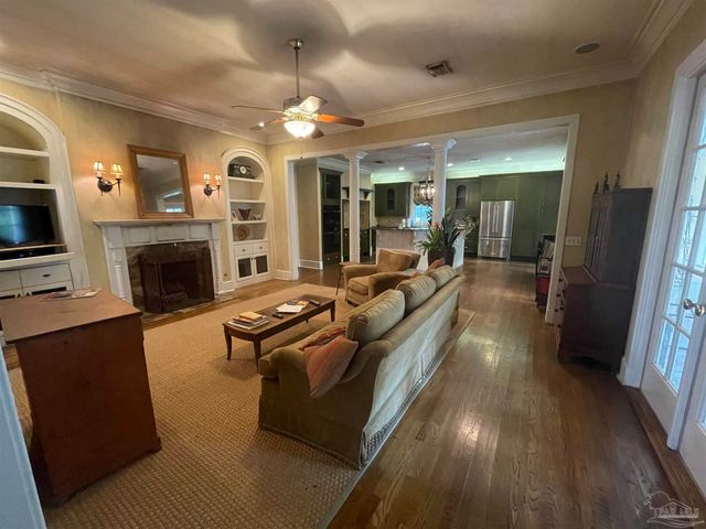 1904 E Larua St, Pensacola, FL 32501