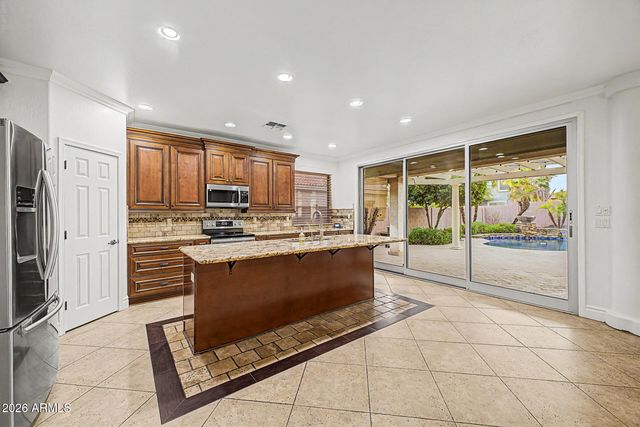 10044 E LOS LAGOS VISTA Avenue, Mesa, AZ 85209