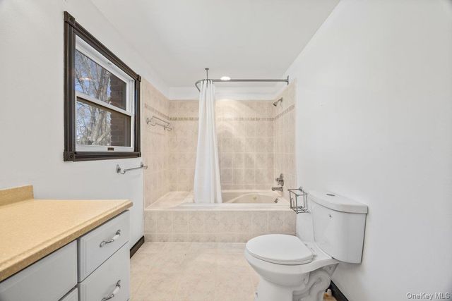 819 Canal Road, Mount Sinai, NY 11766