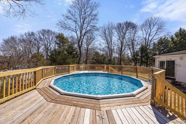 819 Canal Road, Mount Sinai, NY 11766