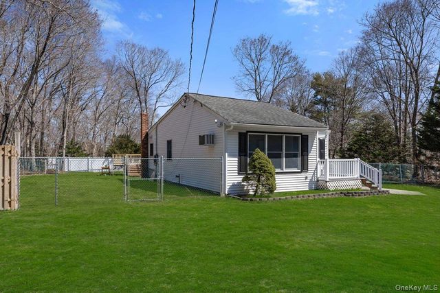 819 Canal Road, Mount Sinai, NY 11766