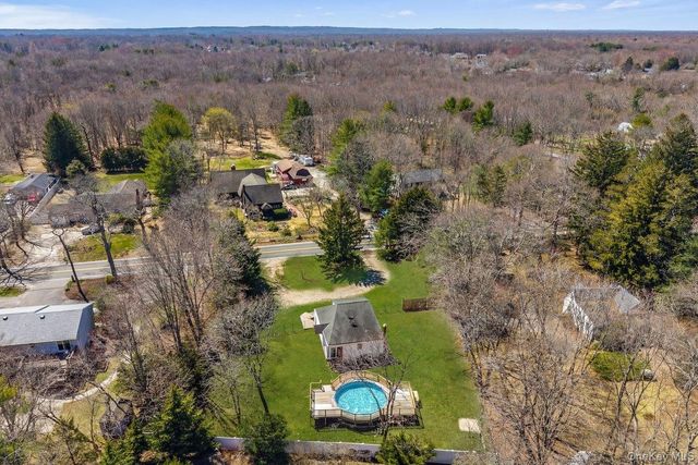 819 Canal Road, Mount Sinai, NY 11766