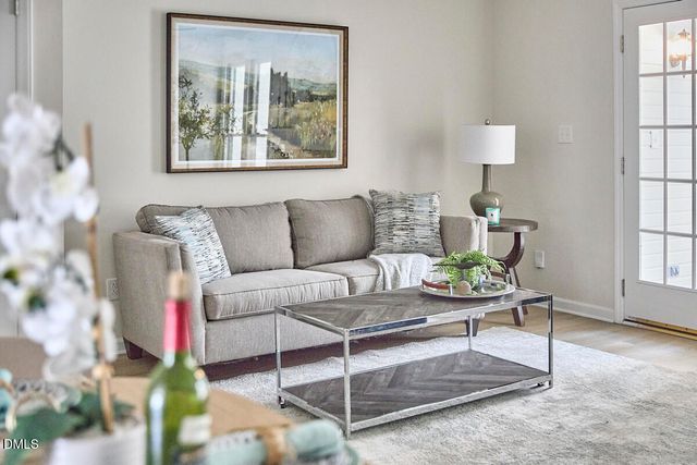 104 Planetree Lane, Cary, NC 27511