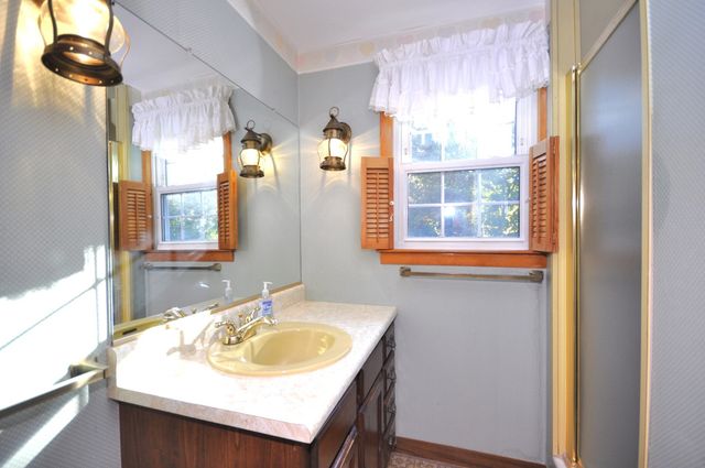 1008 Washington St, East Bridgewater, MA 02333