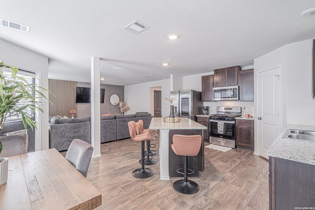 15210 Smoky Honeyeater, San Antonio, TX 78253