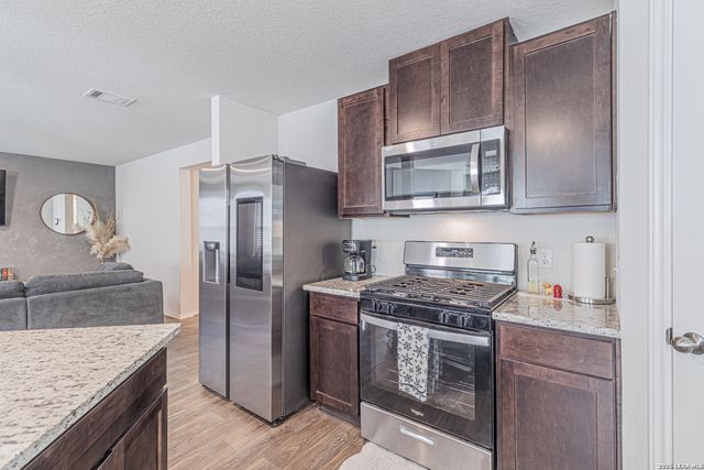 15210 Smoky Honeyeater, San Antonio, TX 78253