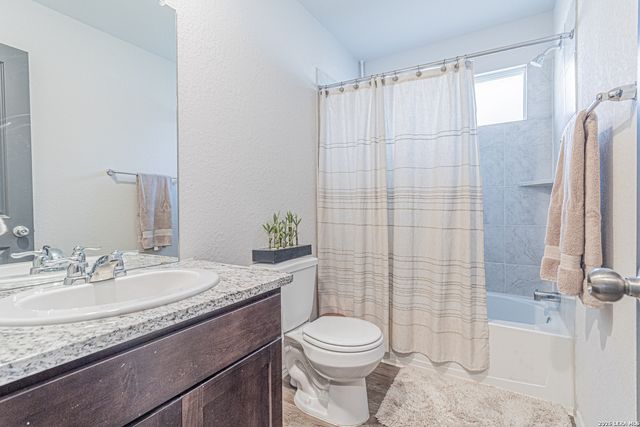 15210 Smoky Honeyeater, San Antonio, TX 78253