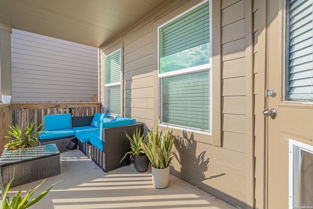 15210 Smoky Honeyeater, San Antonio, TX 78253