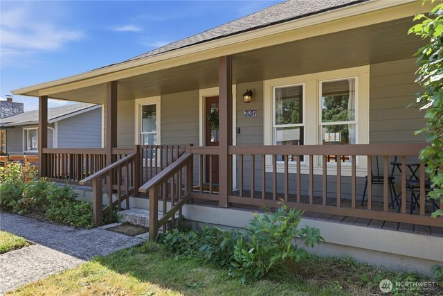337 loves Avenue, Woodland, WA 98674