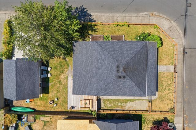 337 loves Avenue, Woodland, WA 98674