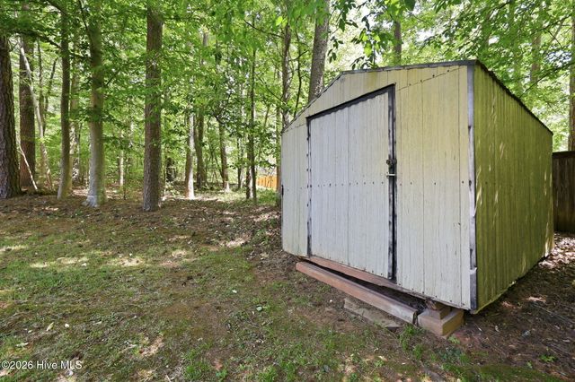 7904 Whitley Drive, Raleigh, NC 27613