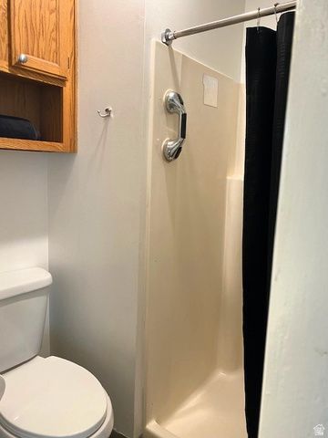 1457 W COASTAL CT, Taylorsville, UT 84123