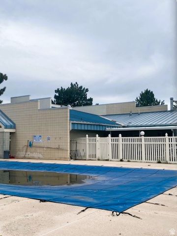 1457 W COASTAL CT, Taylorsville, UT 84123