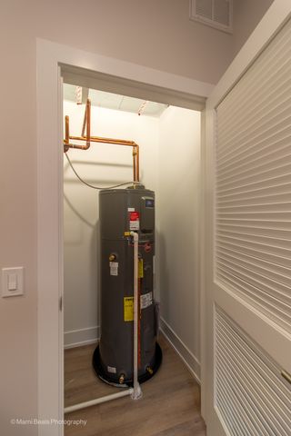 6747 S Langley Avenue, Chicago, IL 60637