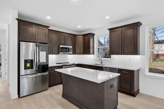 1 Hulse Street, Middletown, NY 10940