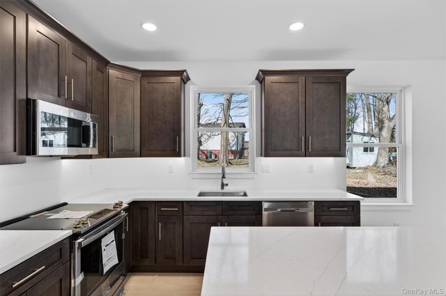 1 Hulse Street, Middletown, NY 10940