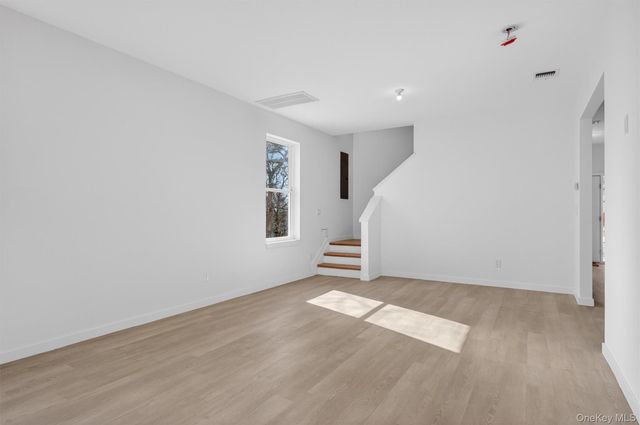 1 Hulse Street, Middletown, NY 10940