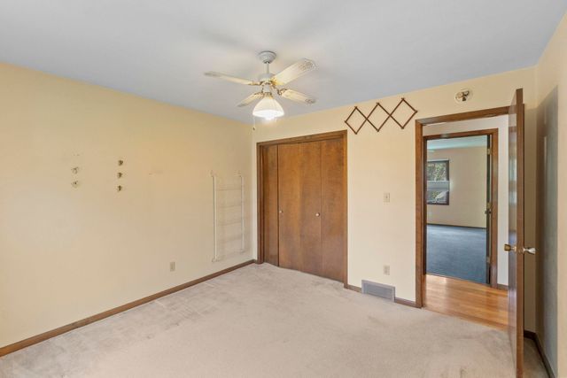 910 Juanita Avenue, Cedar Falls, IA 50613