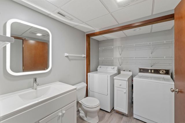 910 Juanita Avenue, Cedar Falls, IA 50613