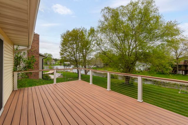 910 Juanita Avenue, Cedar Falls, IA 50613