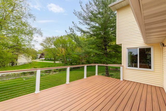 910 Juanita Avenue, Cedar Falls, IA 50613