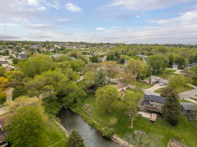 910 Juanita Avenue, Cedar Falls, IA 50613
