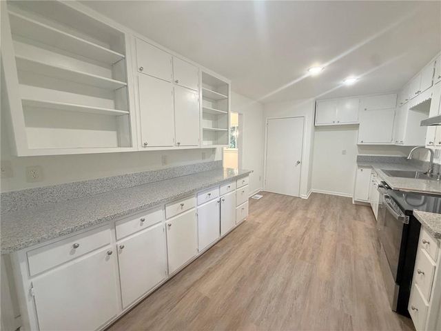 5641 Stone Court, Stone Mountain, GA 30087