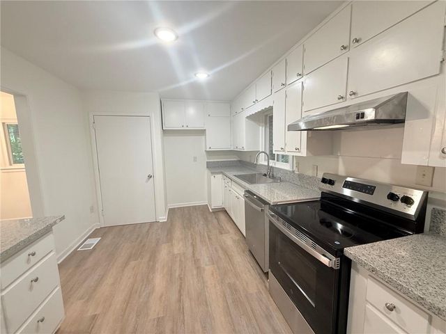 5641 Stone Court, Stone Mountain, GA 30087