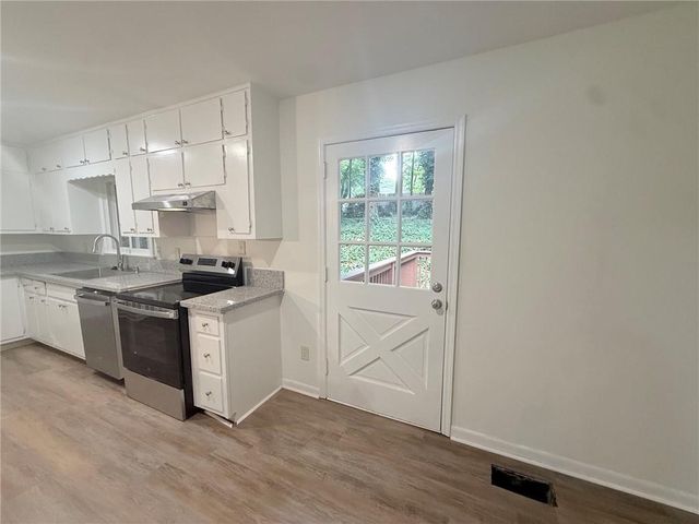 5641 Stone Court, Stone Mountain, GA 30087