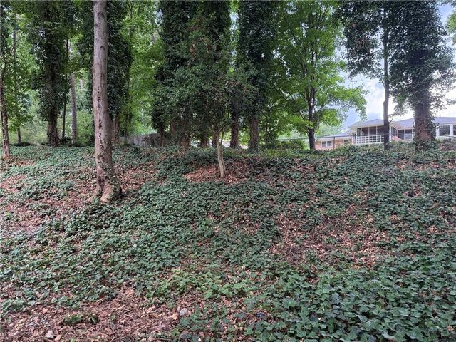 5641 Stone Court, Stone Mountain, GA 30087