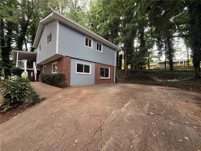 5641 Stone Court, Stone Mountain, GA 30087