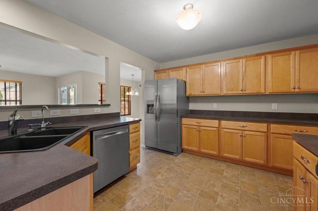 6755 Mossy Rock Court, Hamilton Twp, OH 45039