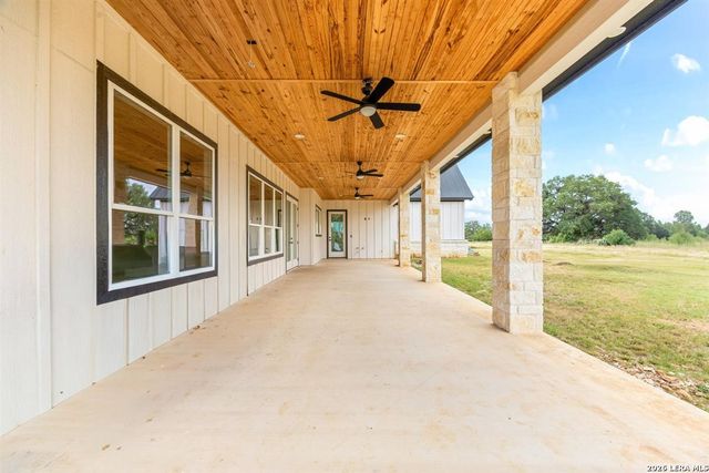 1438 Bottle Springs Rd, Bandera, TX 78003