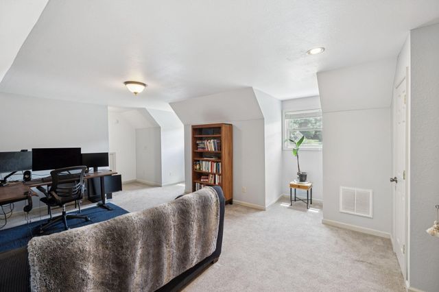 246 Akins Road, Tellico Plains, TN 37385