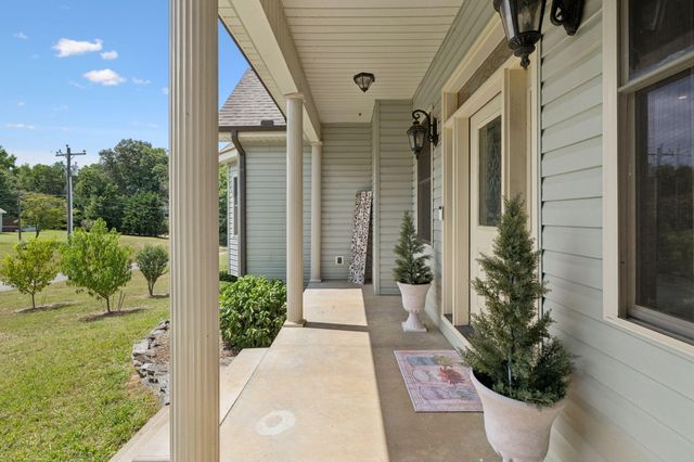 246 Akins Road, Tellico Plains, TN 37385