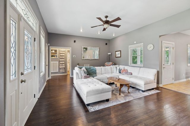 246 Akins Road, Tellico Plains, TN 37385