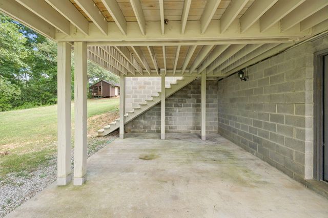246 Akins Road, Tellico Plains, TN 37385