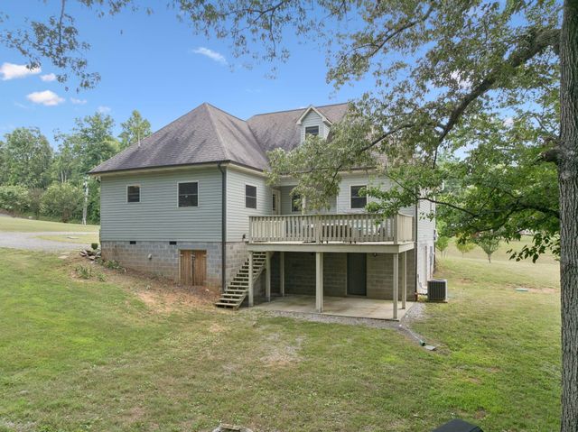 246 Akins Road, Tellico Plains, TN 37385