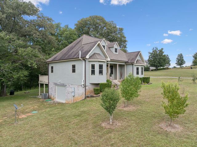 246 Akins Road, Tellico Plains, TN 37385