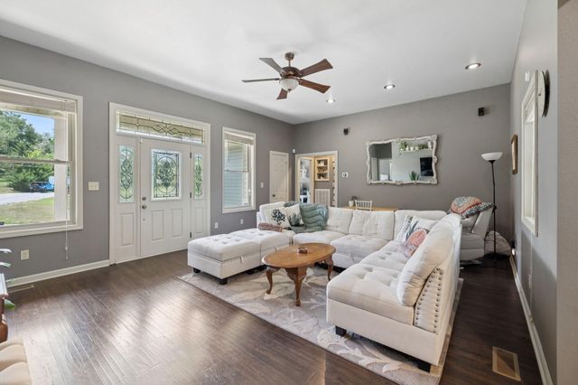 246 Akins Road, Tellico Plains, TN 37385