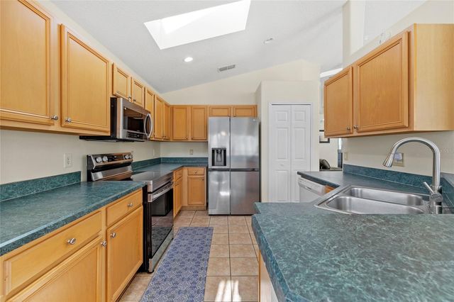 165 SENECA POINT TRAIL, Kissimmee, FL 34746