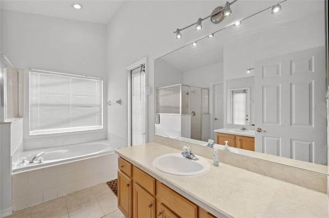 165 SENECA POINT TRAIL, Kissimmee, FL 34746