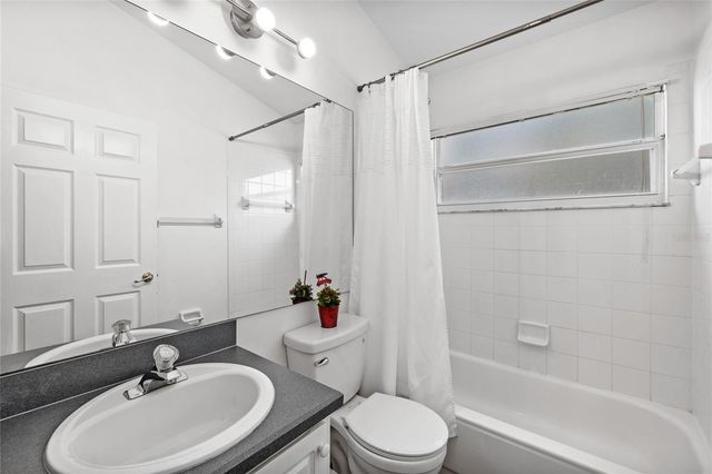 165 SENECA POINT TRAIL, Kissimmee, FL 34746