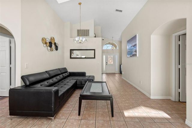 165 SENECA POINT TRAIL, Kissimmee, FL 34746