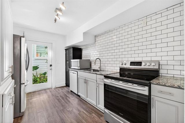 2635 14TH AVENUE N, St Petersburg, FL 33713