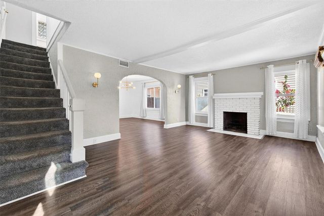 2635 14TH AVENUE N, St Petersburg, FL 33713