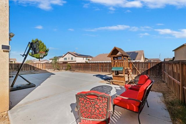 8965 Grindella Court, Hesperia, CA 92344